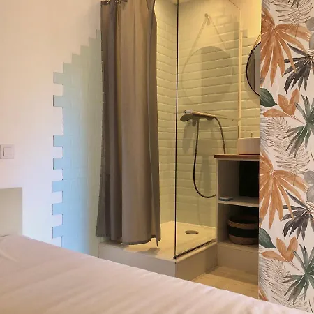 Rez De Jardin Climatise, Cosy, Avec Parking A - Les Amirantes *