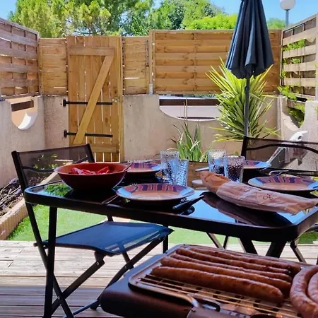 Rez De Jardin Climatise, Cosy, Avec Parking A - Les Amirantes 公寓 *